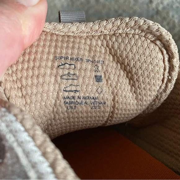 Taos Footwear Beige and Cream Sneakers - Picture 11 of 11